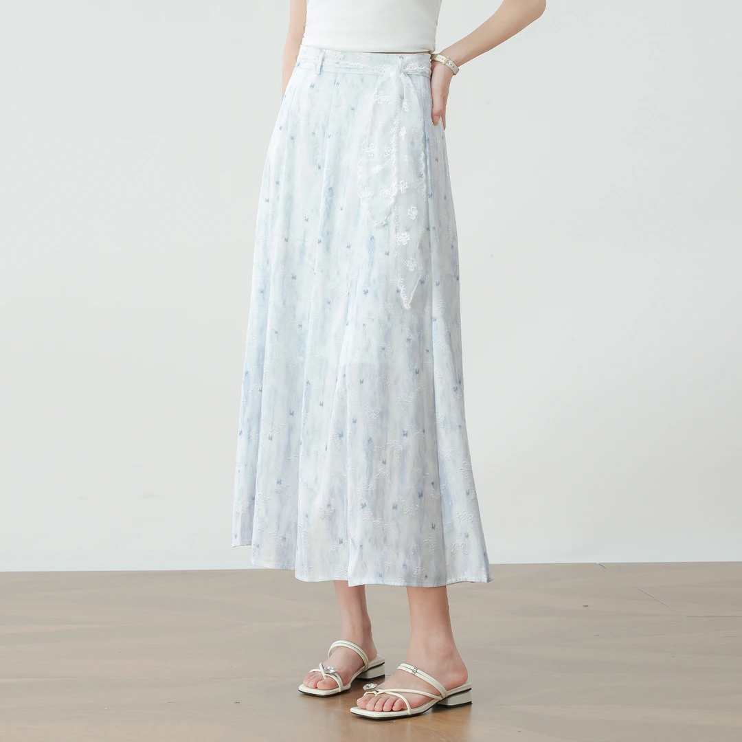 蓝色碎花半身裙女2025新款夏季法式小清新蕾丝腰带中长款a字伞裙
