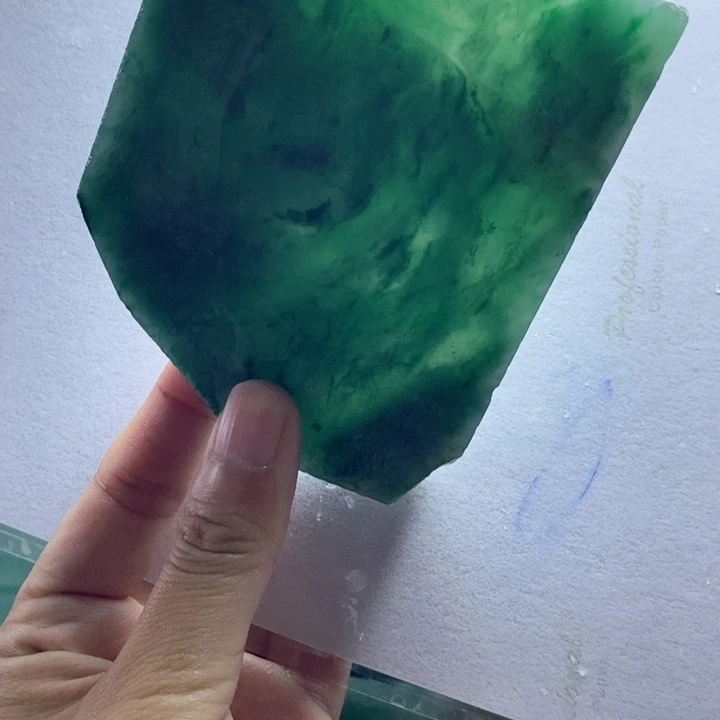 6***来定制石英质玉（非洲翠）