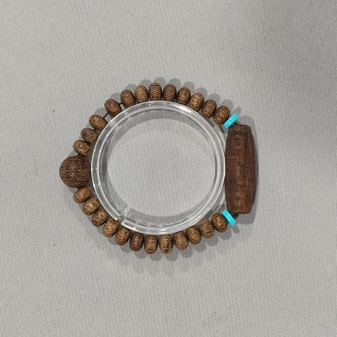 A90  黑油檀香 卡0.9算盘珠带九眼回纹雕刻珠 单圈手串