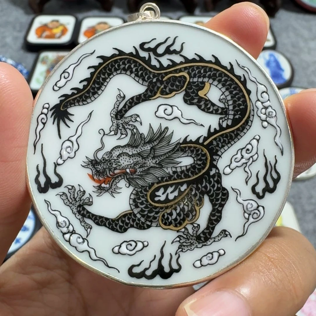 瓷片霸**空精品挂件一个