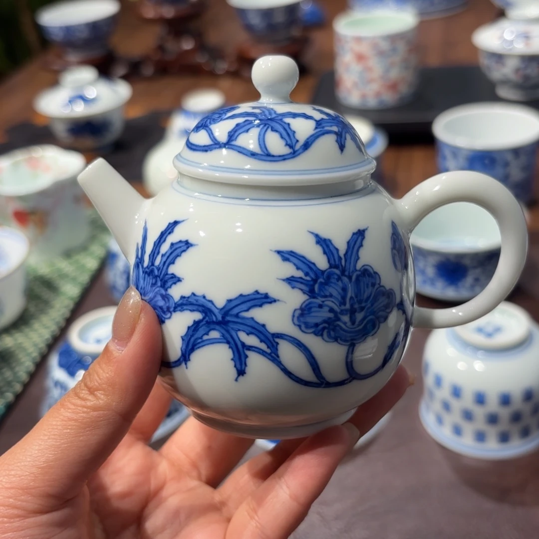 柴 秋葵壶……………………………………