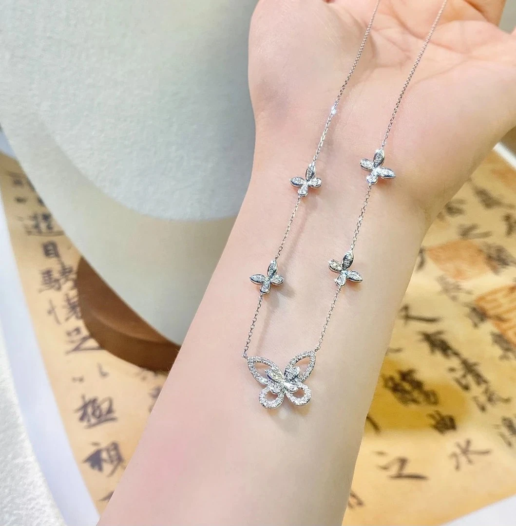 【六言臻选01】18k金五蝴蝶套链