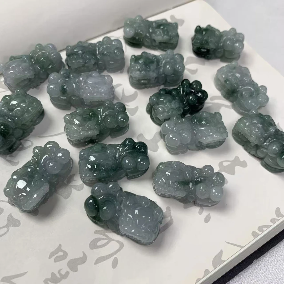缅甸天然A货翡翠精美雕刻时尚招财飘花霸王貔貅玉坠-多样性发其一
