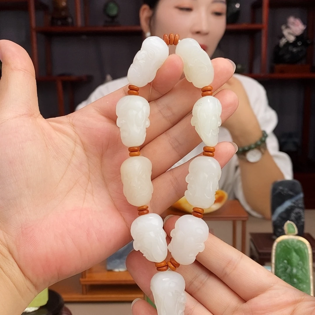 未镶嵌和田玉挂件