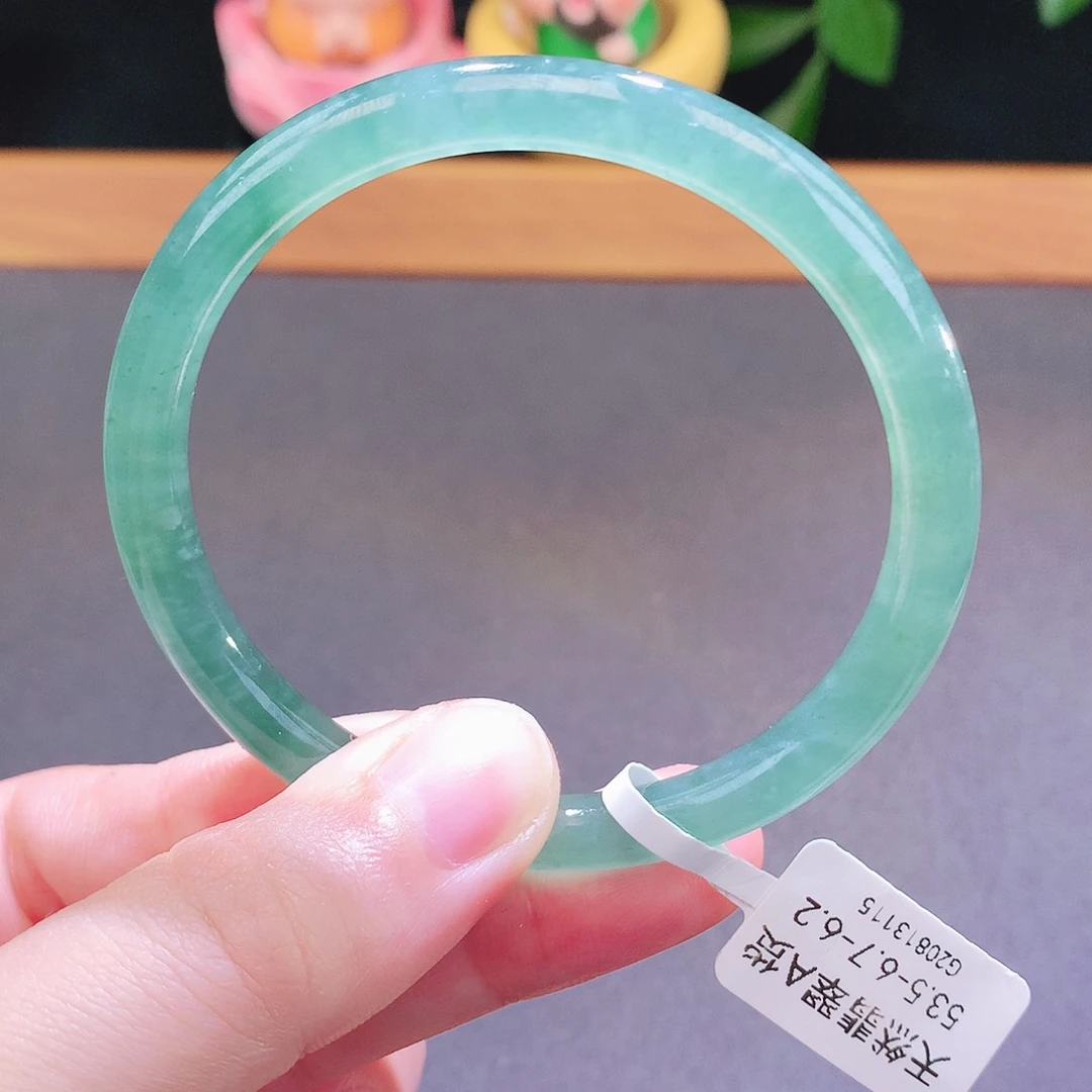 翡翠未镶嵌手镯天然翡翠