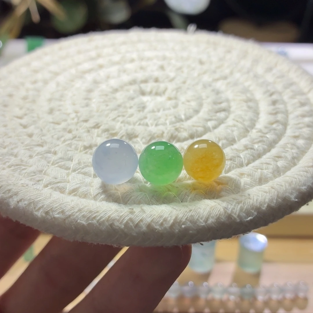 定制翡翠未镶嵌三彩