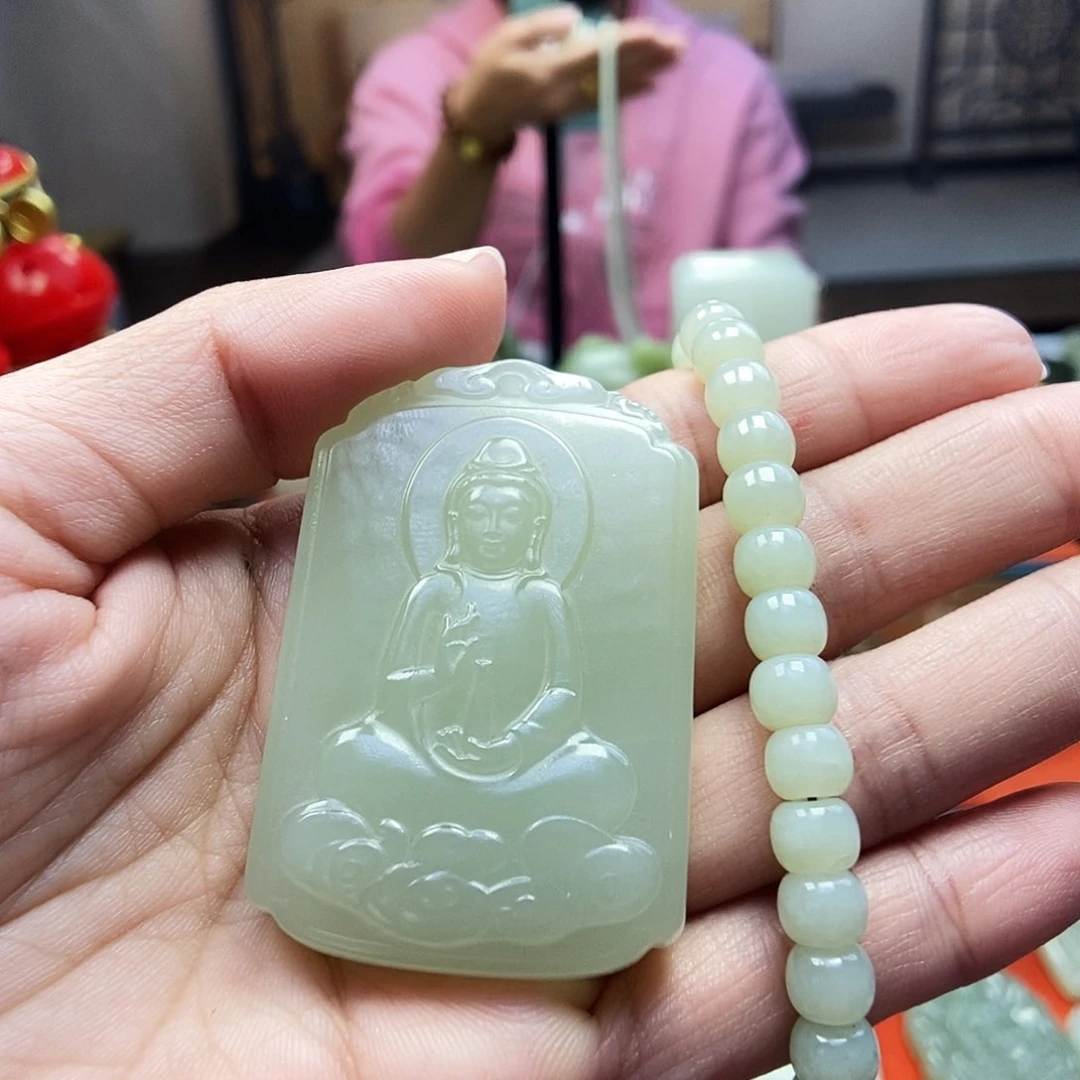 颈饰未镶嵌和田玉风**阻