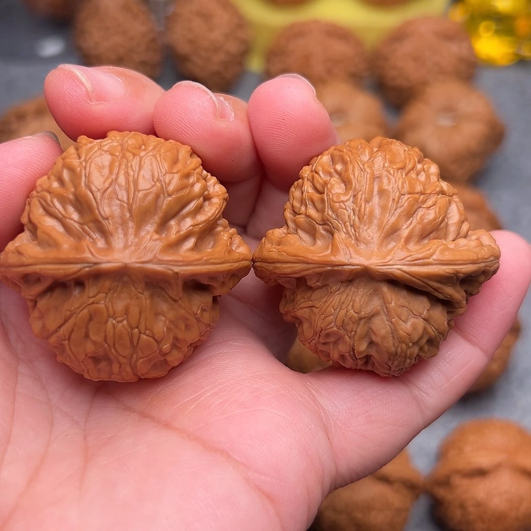 把件文玩核桃41.5全品毕业桃心宫灯