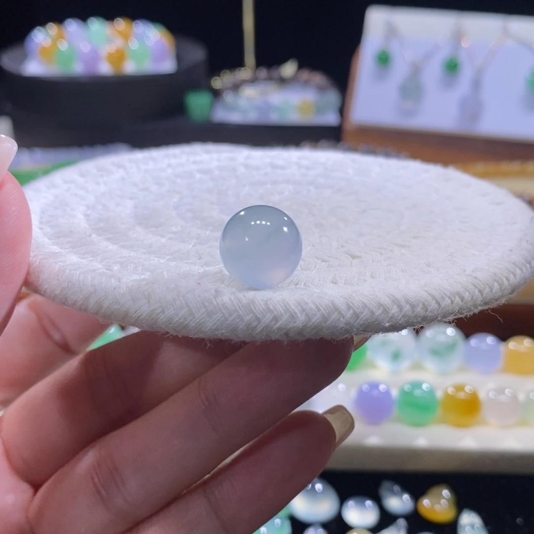 翡翠未镶嵌颈饰冰蓝珠卡12.5