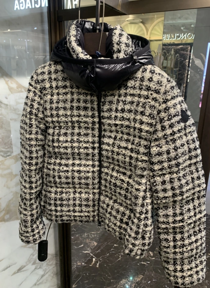 未使用 MONCLER 时尚外套