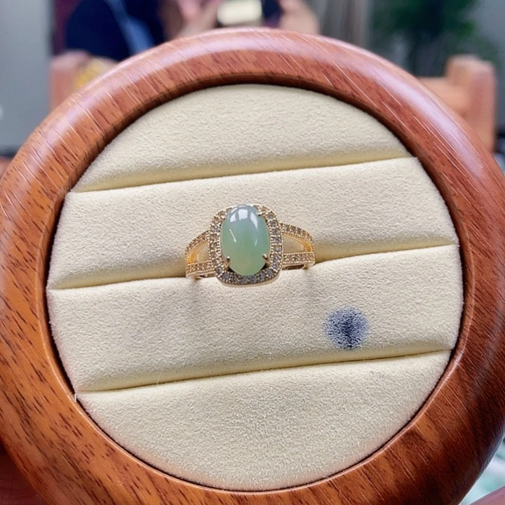 翡翠未镶嵌颈饰天然翡翠Ａ货