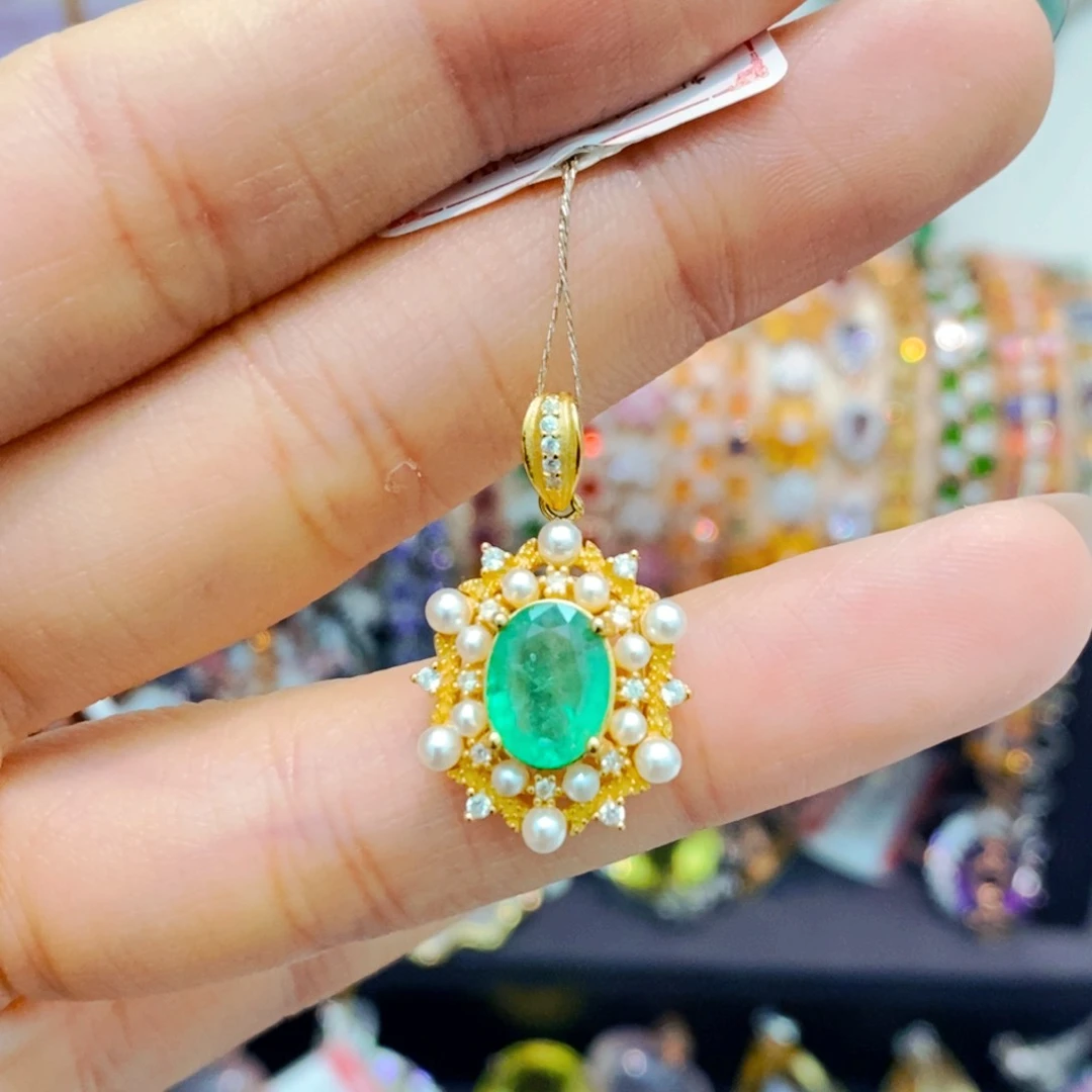 银S925镶嵌吊坠(赠链)祖母绿