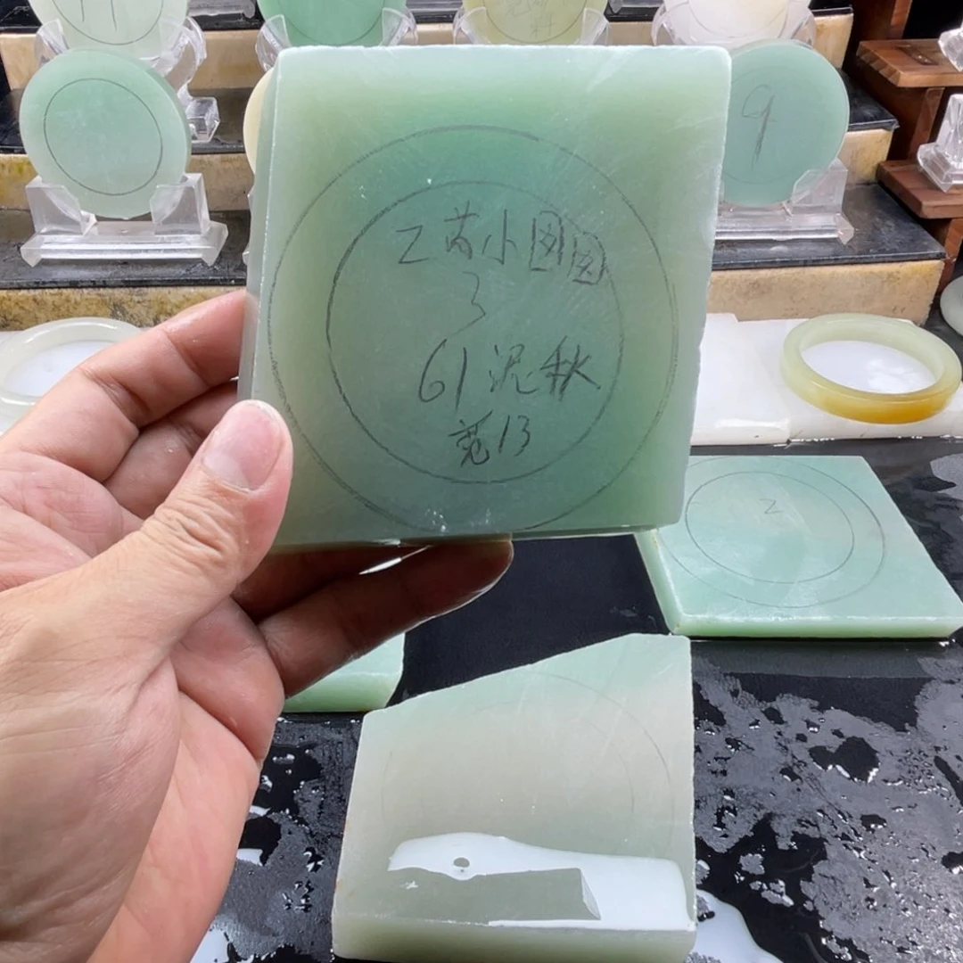 【闪购商品】定制石英质玉Z***囡加工定制