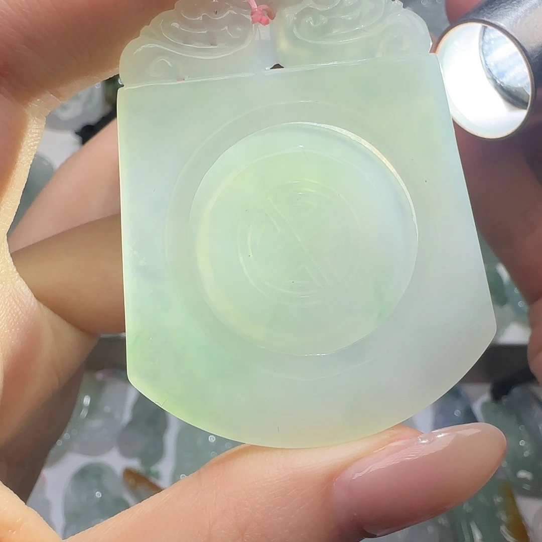 翡翠未镶嵌颈饰天然缅甸翡翠