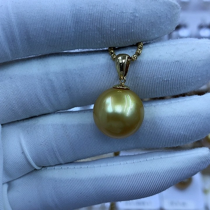 18K金镶嵌吊坠(不含链)海水珍珠