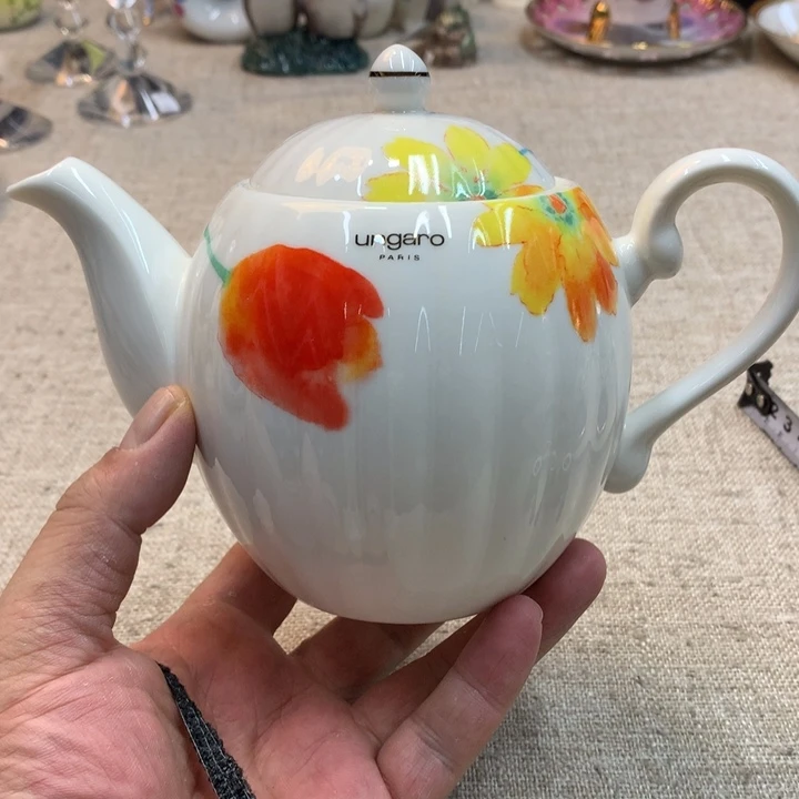 金瓷阁家的美丽瓷器