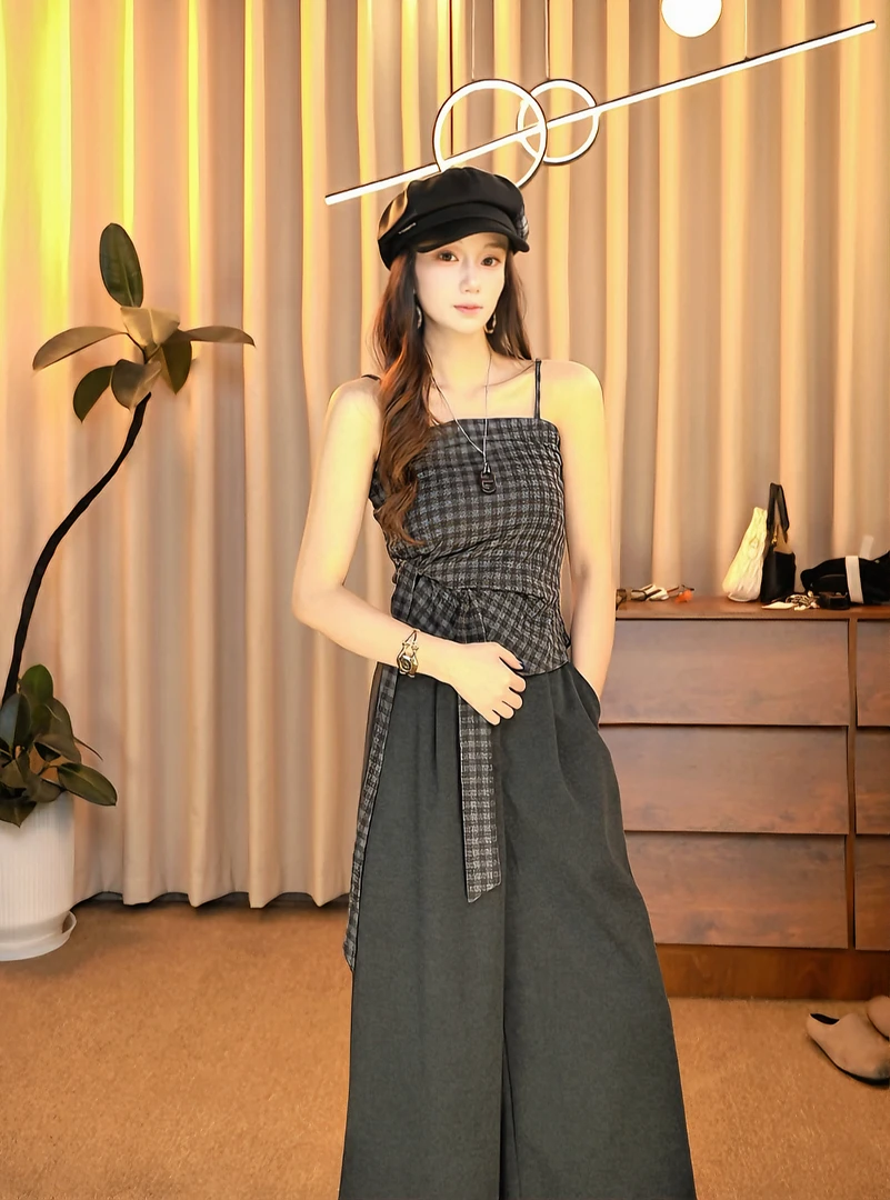 L.L时尚慵懒随性洋气显瘦格子吊带背心夏季宽松法式无袖81167#