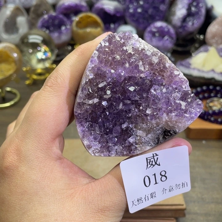 未镶嵌水晶珠宝半成品