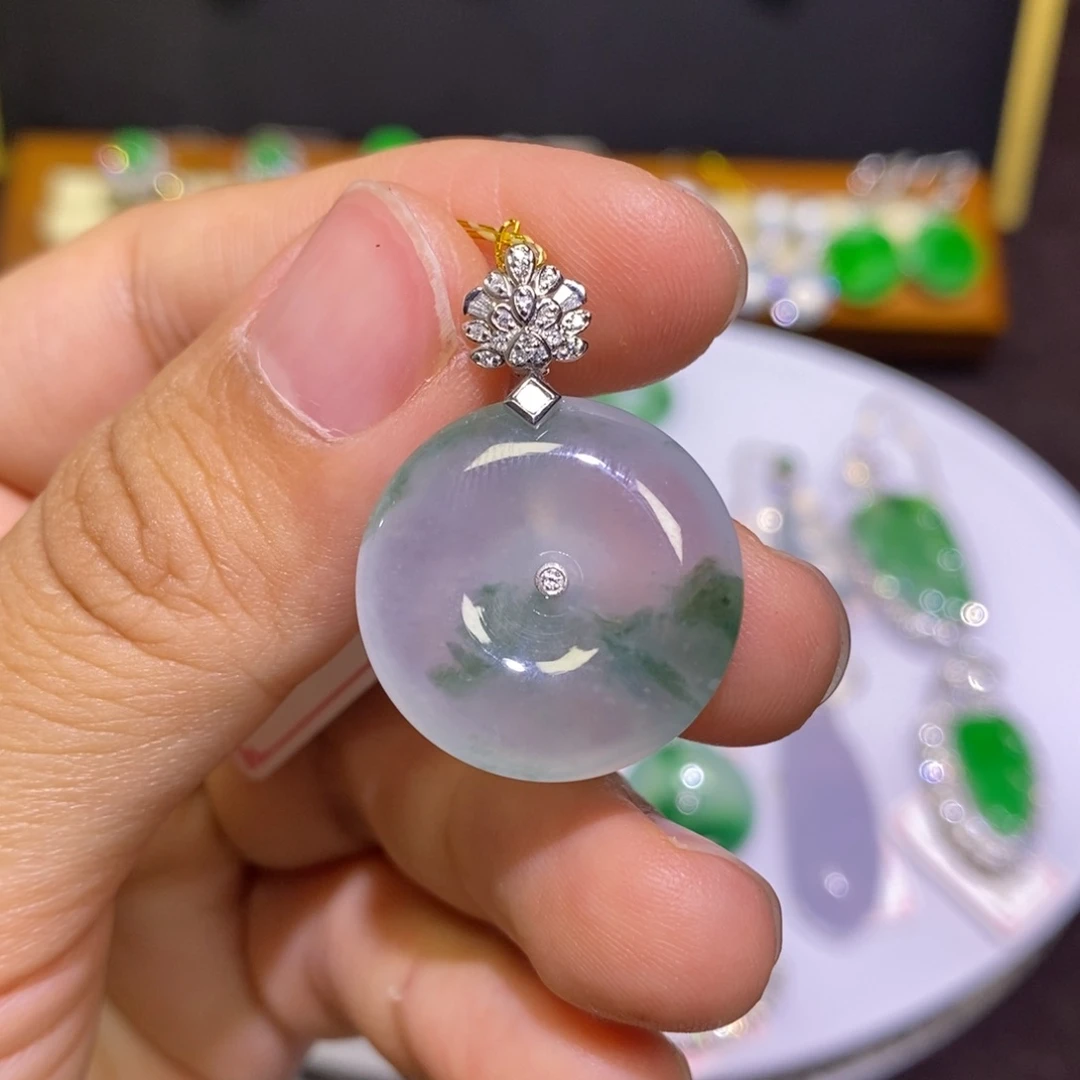 【闪购商品】翡翠18K金镶嵌吊坠(不含链)