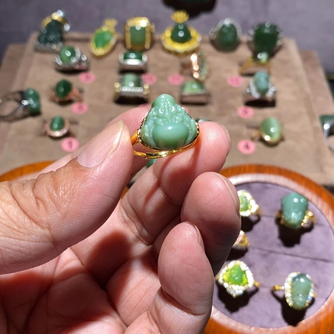 增***。和田玉（碧玉）未镶嵌戒指