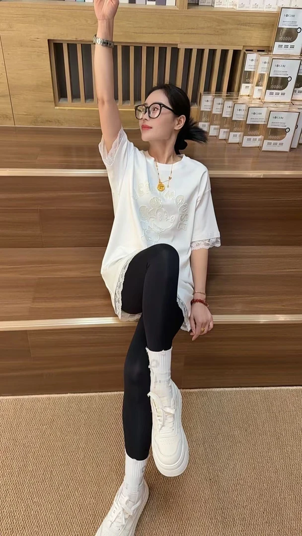 霍梦雪 蝴蝶钉钻袜D 5179