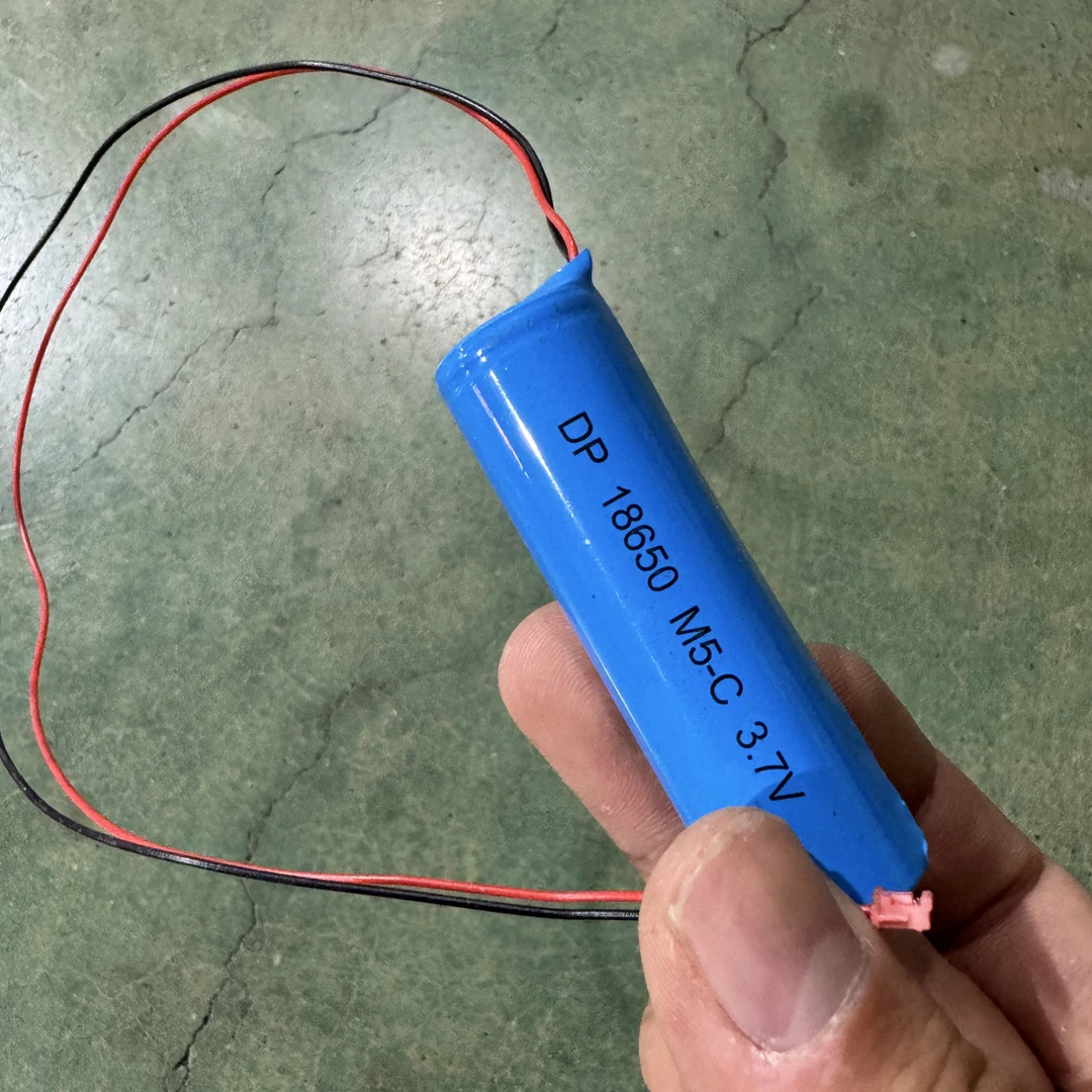 大容量带线18650电池6节