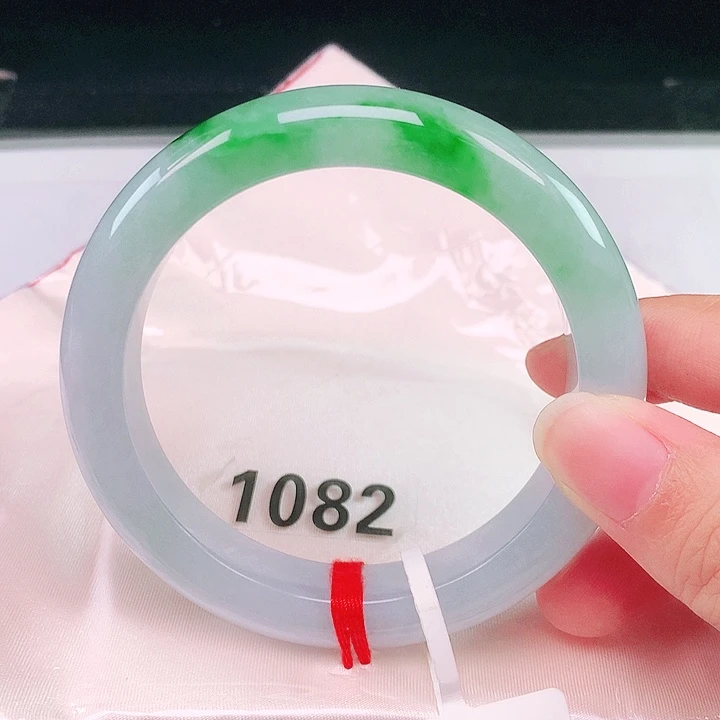 翡翠未镶嵌手镯翡翠手镯