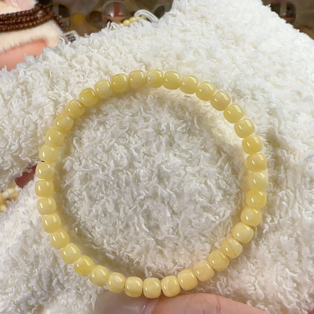 琥珀未镶嵌珠宝奇石5.5
