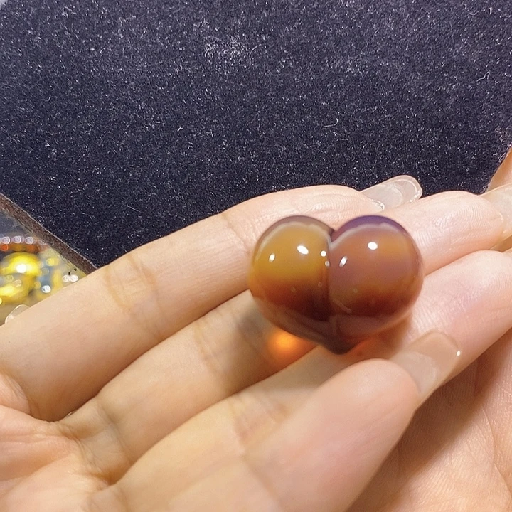 蓝珀未镶嵌珠宝奇石墨西哥蓝珀屁桃