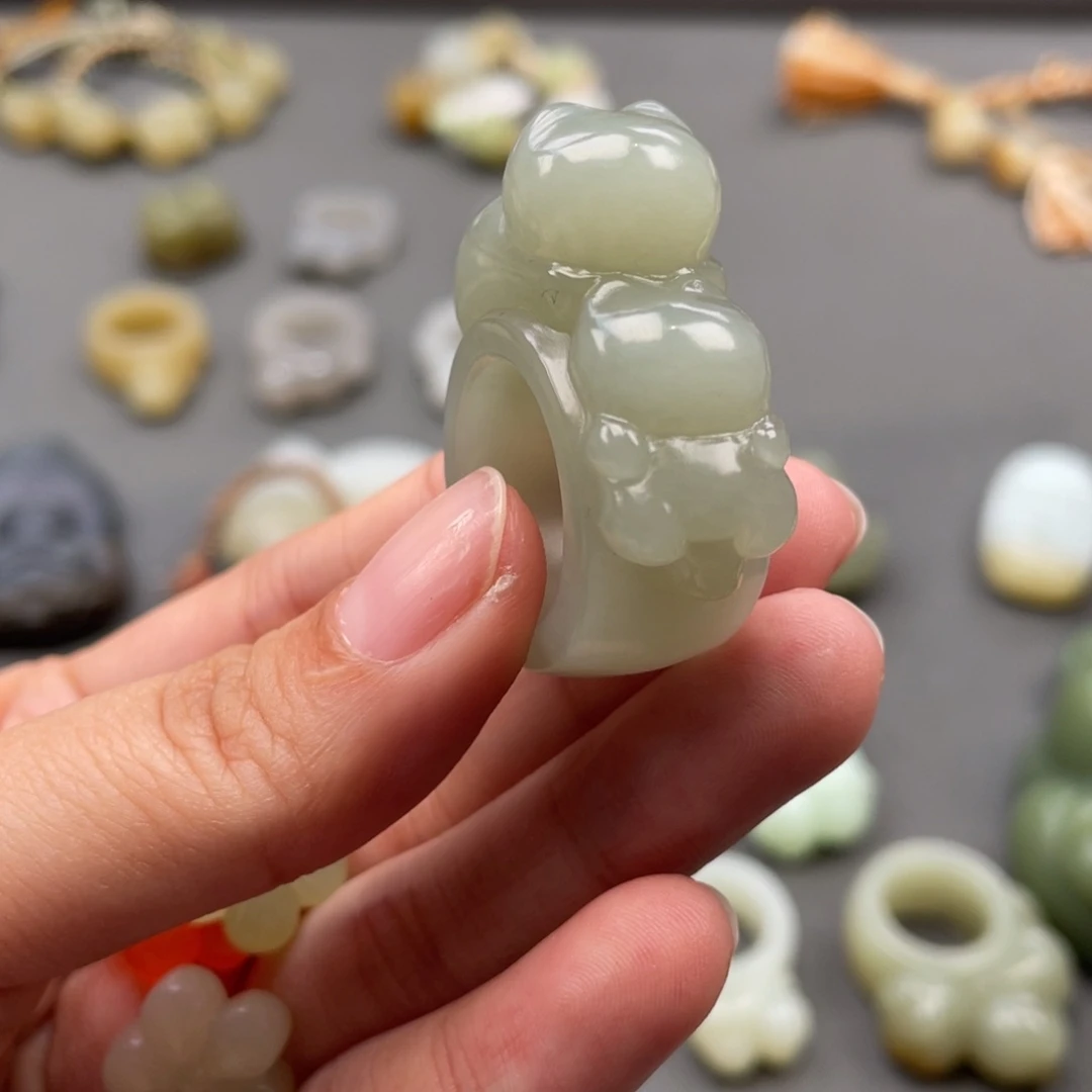 和田玉戒圈17.4未镶嵌