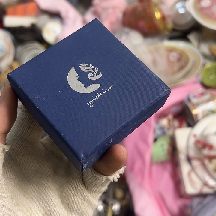 蓝***鹰琉璃手工艺品日用百货手工艺品