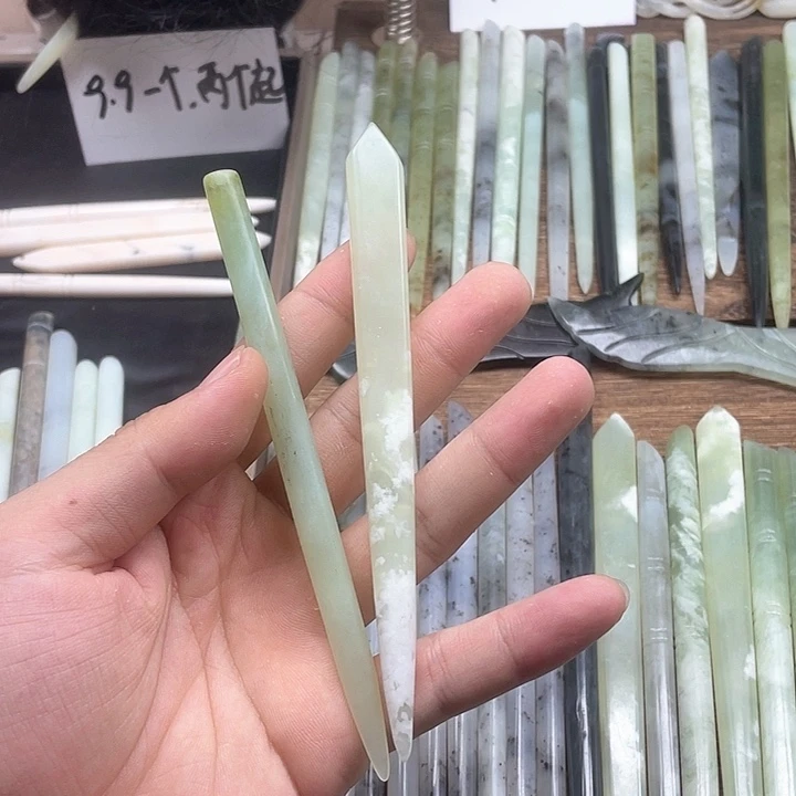 蛇纹石玉发饰合金