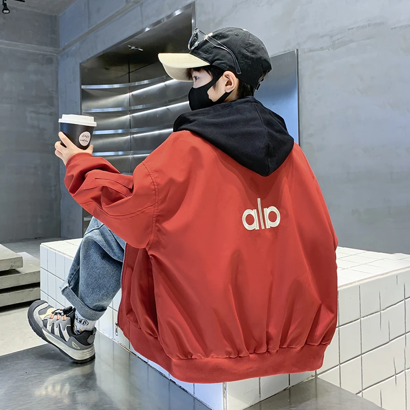 男童秋装外套2025新款儿童秋装连帽大童秋季帅气男孩韩版时髦潮酷