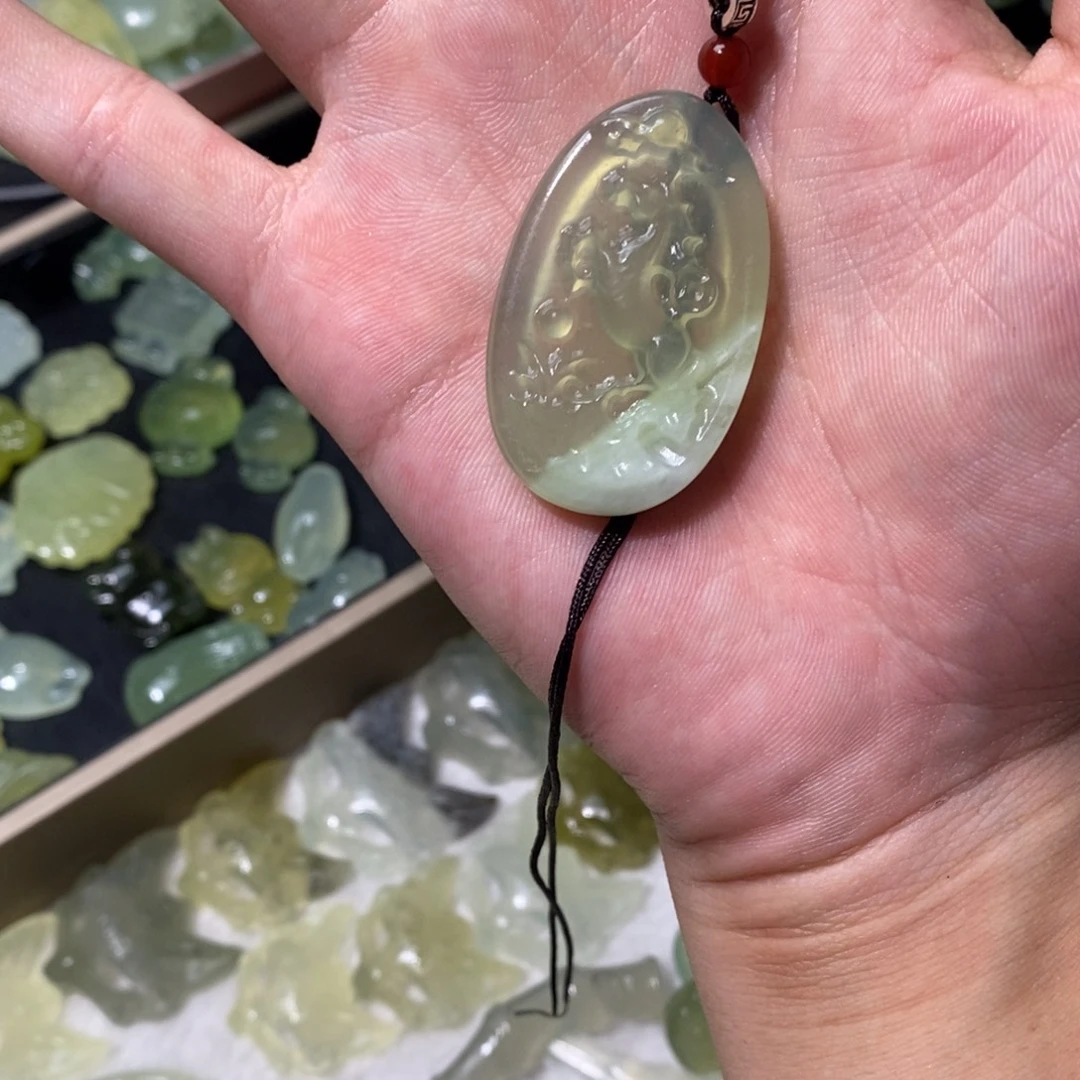 暴***～未镶嵌岫玉吊坠(不含链)
