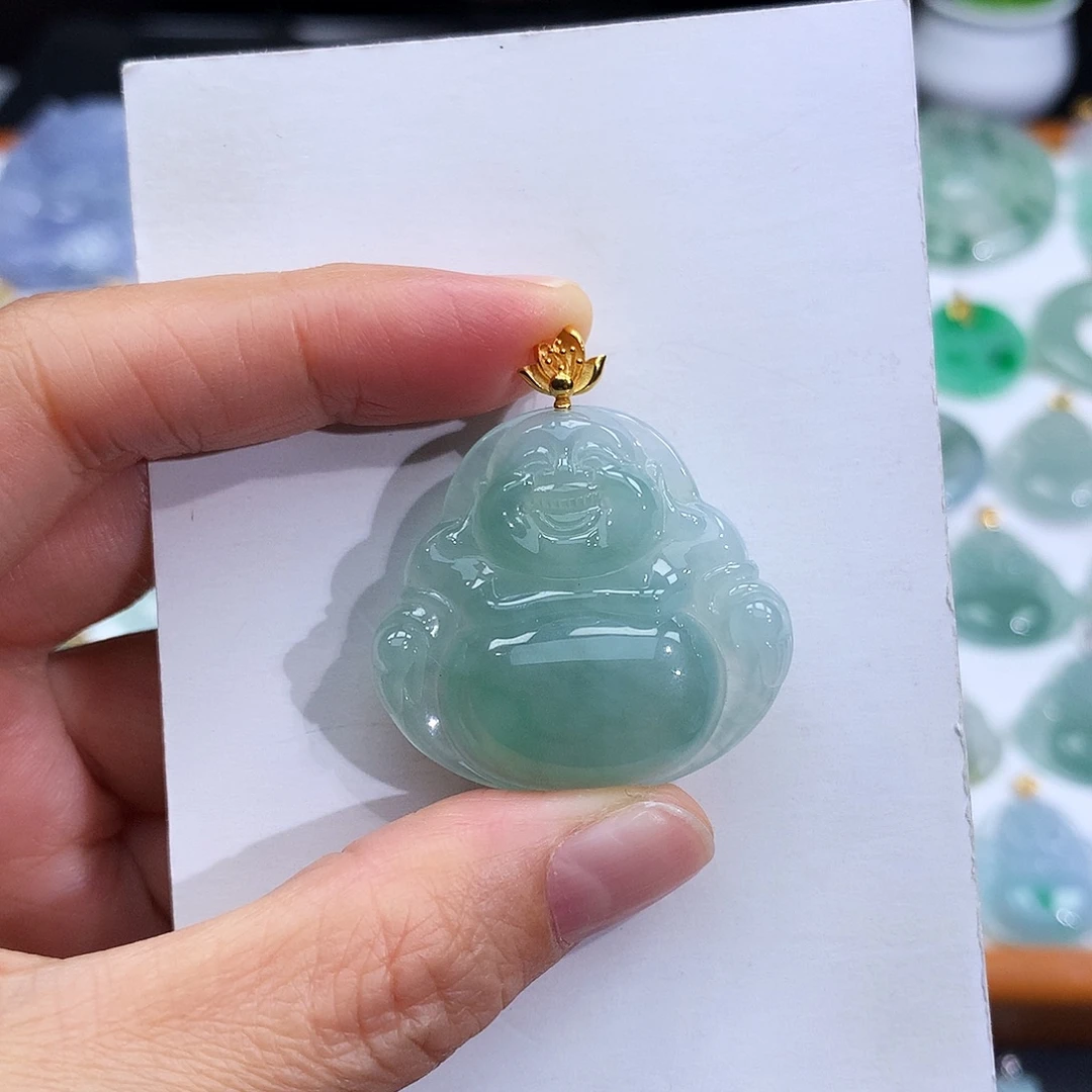 翡翠18K金镶嵌颈饰翡翠吊坠