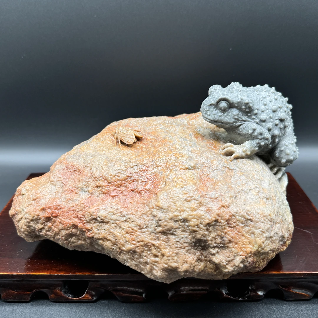 精品寿山石精工俏色雕刻大尺寸摆件