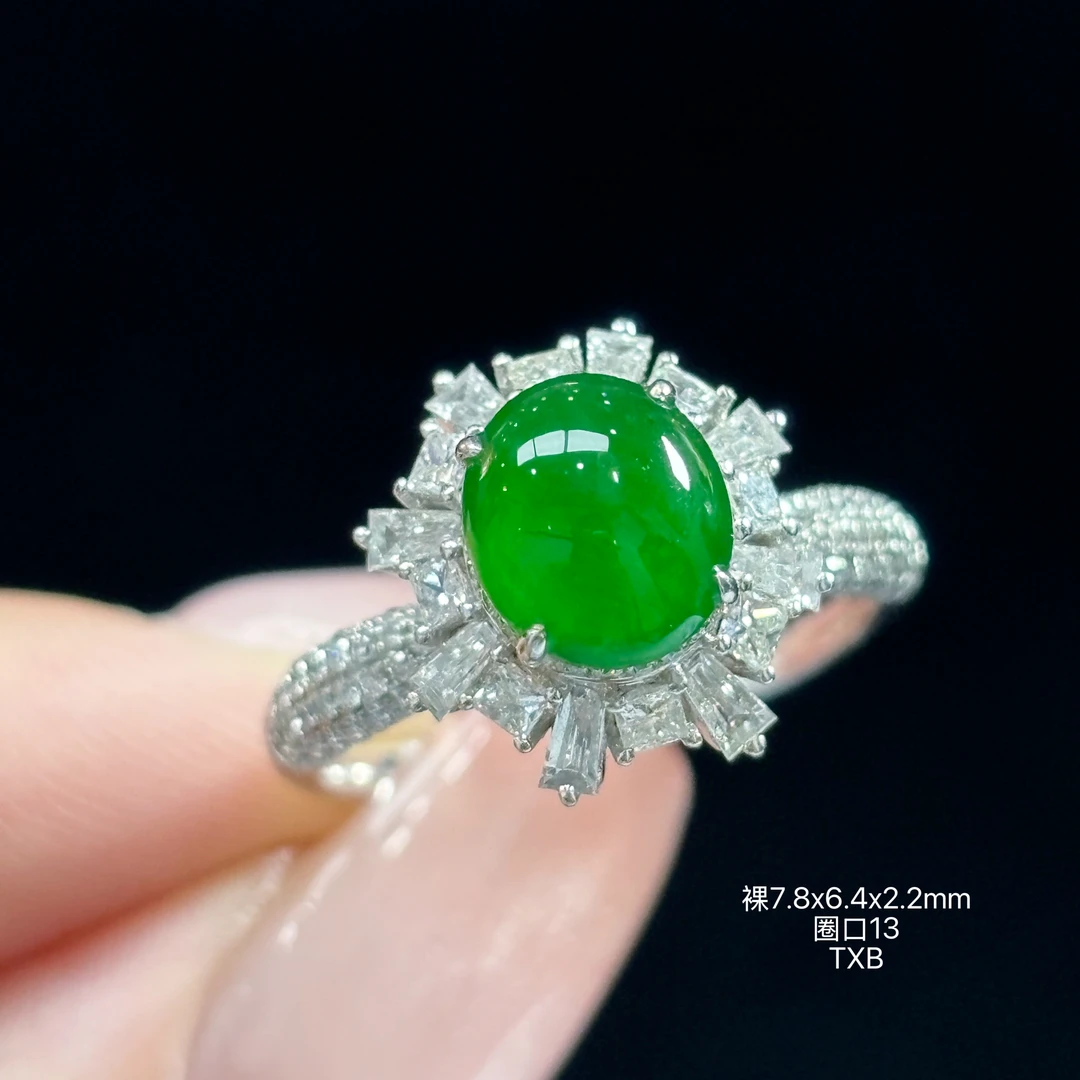 《缅甸翡翠珠宝严选》冰辣绿蛋面玉石戒指（下单女款质询）TXB