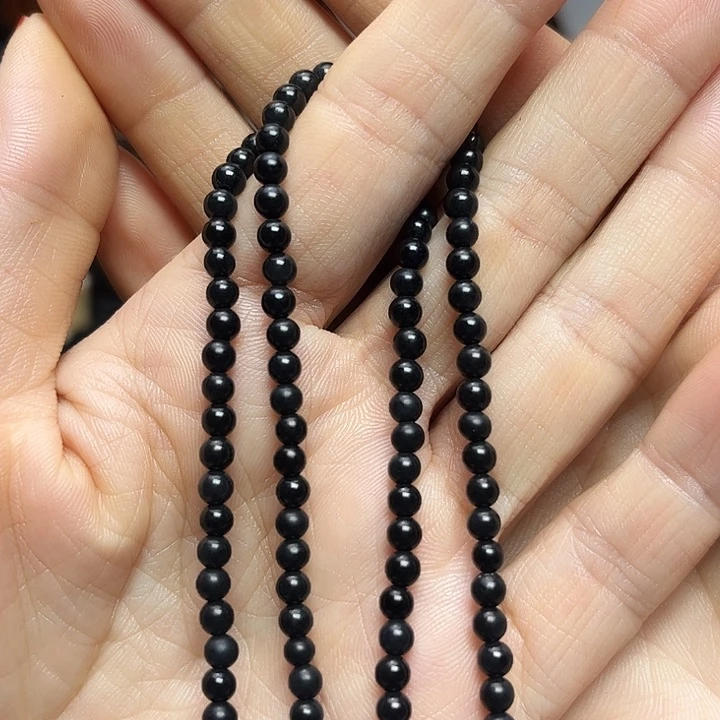 霖***吊坠(赠链)未镶嵌和田玉（墨玉）卡4小米珠链高羊脂