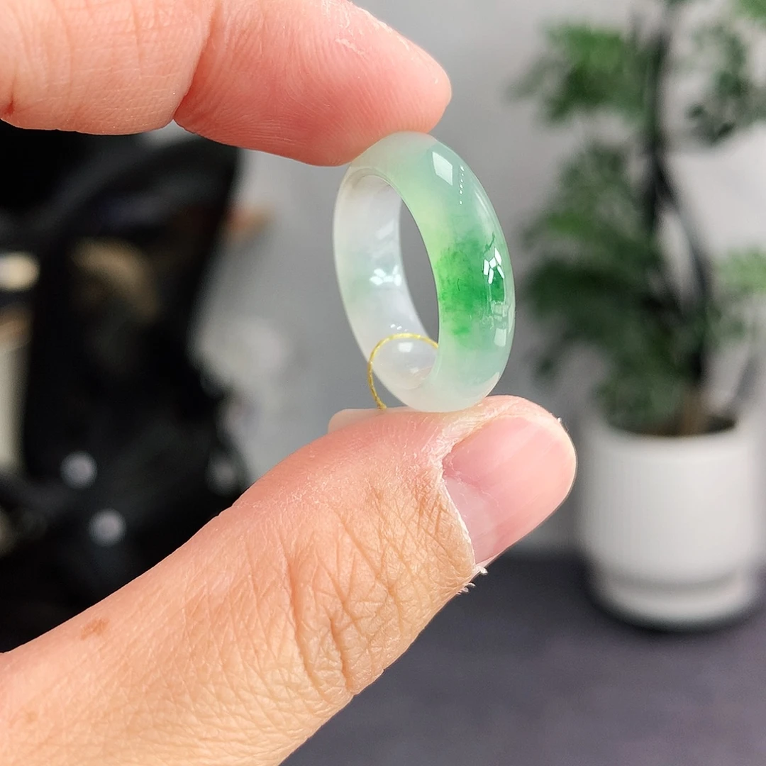 翡翠未镶嵌戒指10-11号
