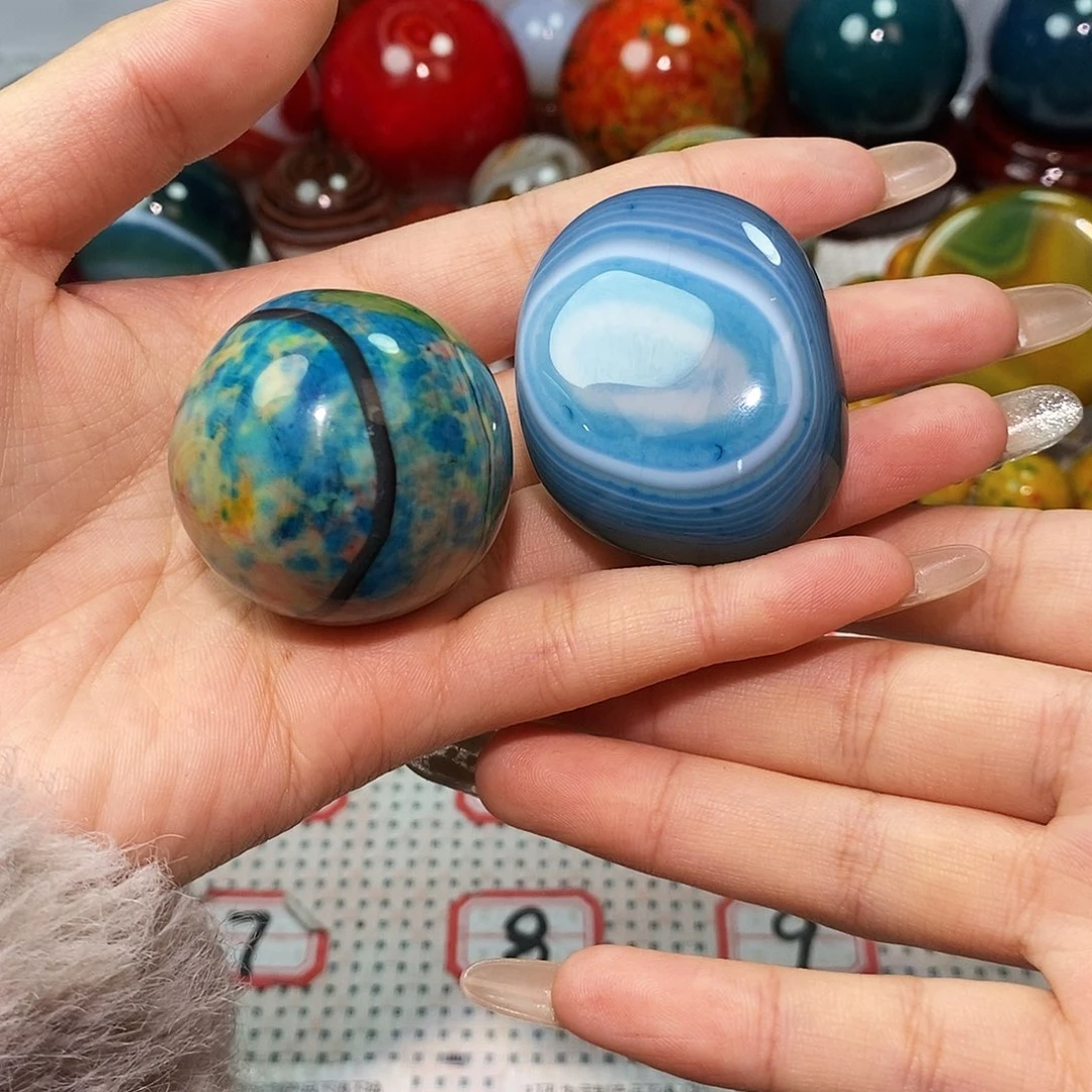 用***9玛瑙/玉髓未镶嵌珠宝奇石