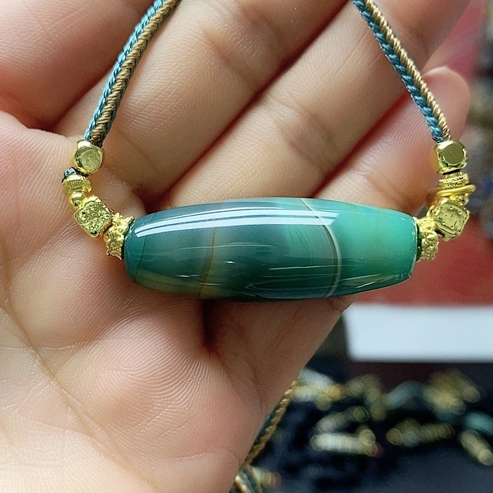 玛瑙/玉髓合金颈饰