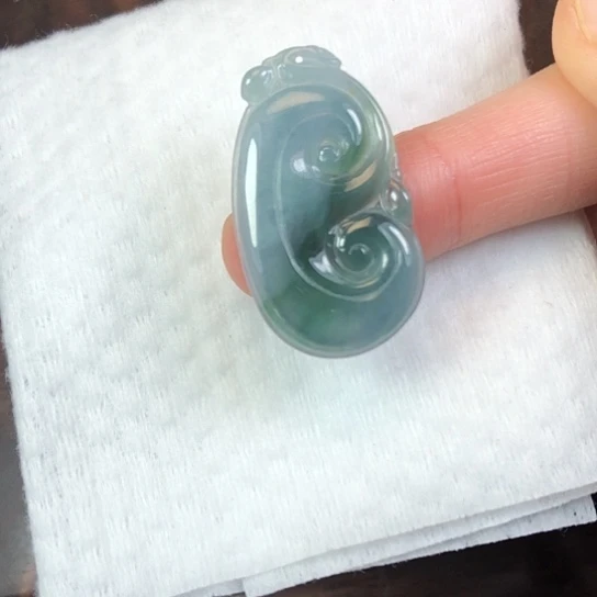 翡翠未镶嵌颈饰缅甸A货，每天下午1点半开播