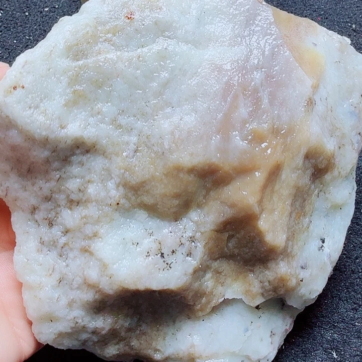 未镶嵌和田玉（糖玉）珠宝半成品