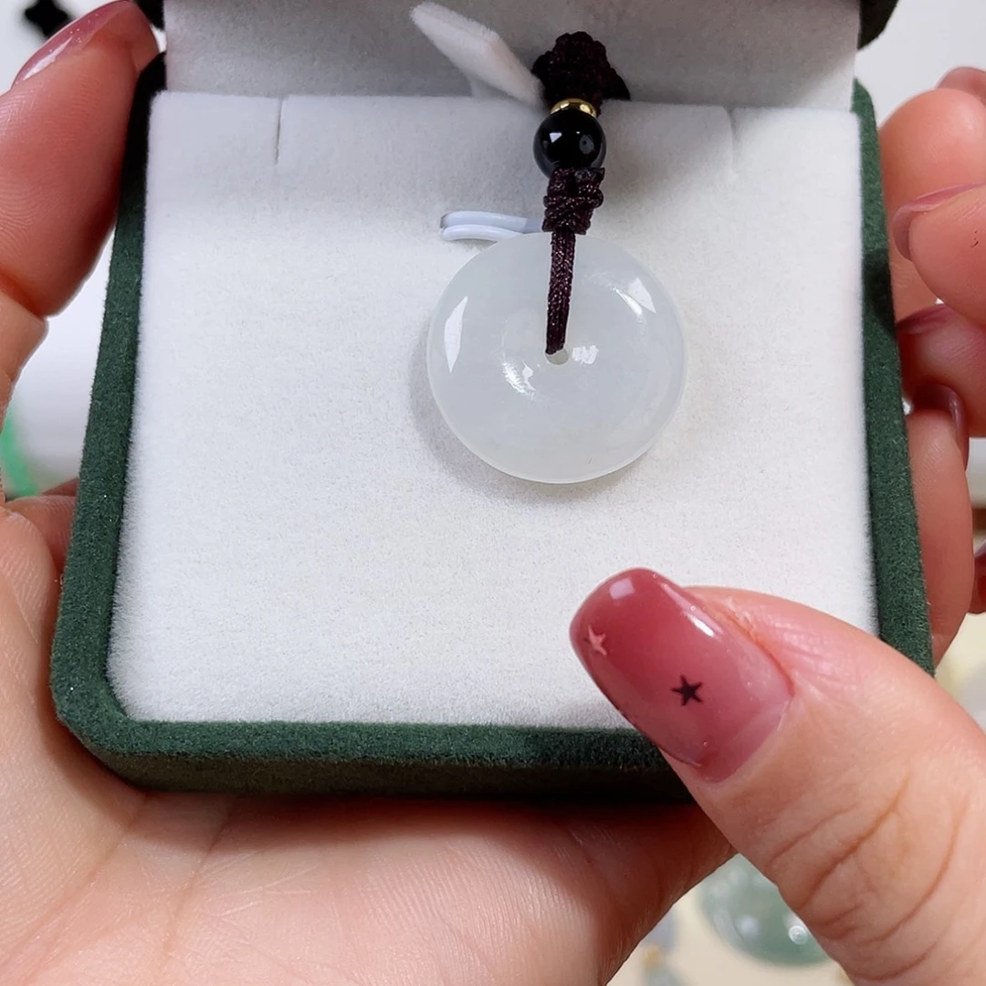 翡翠未镶嵌颈饰天然缅甸翡翠a货