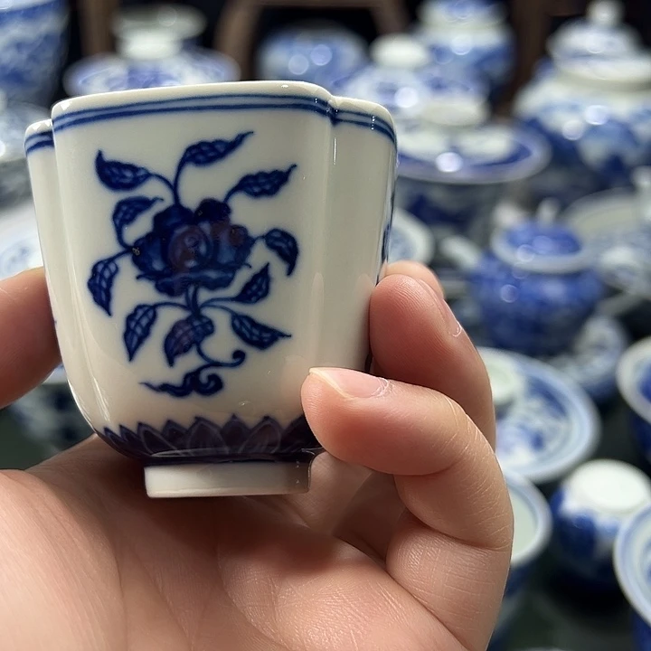 ****r柴窑四季花卉四方杯
