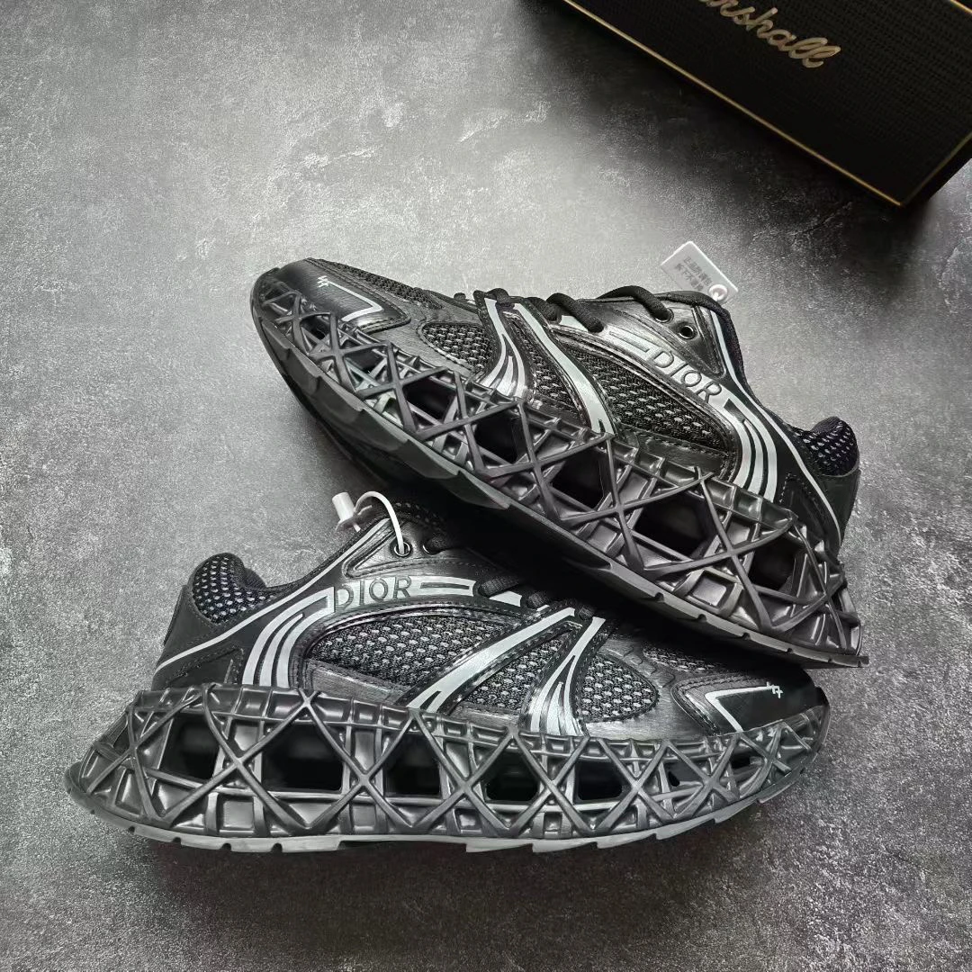 99新 DIOR/迪奥 B35 黑银 41.5码 鞋