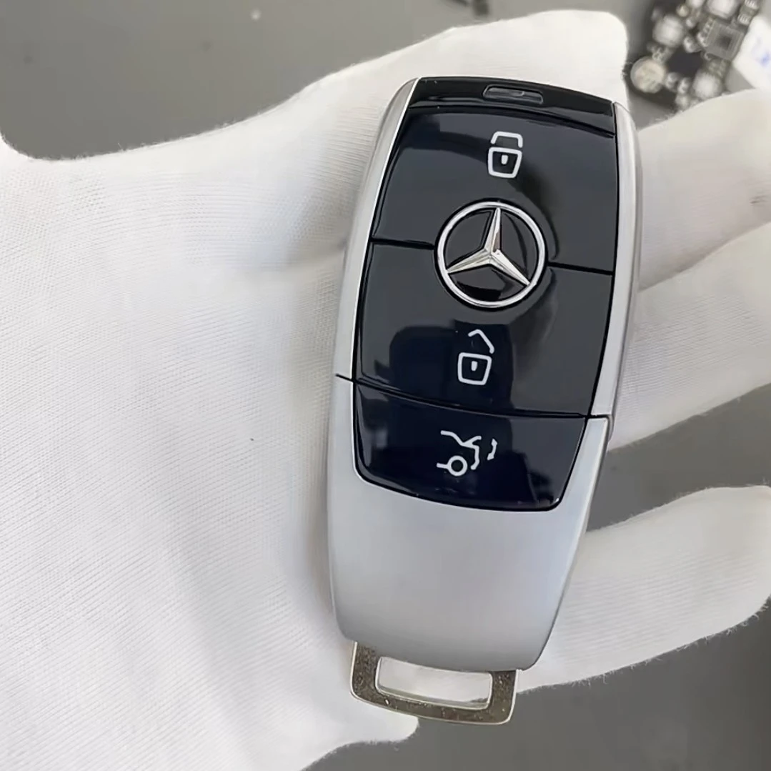 适用于新款奔驰钥匙C级E级E300钥匙替换外壳车钥匙模型奔驰钥匙