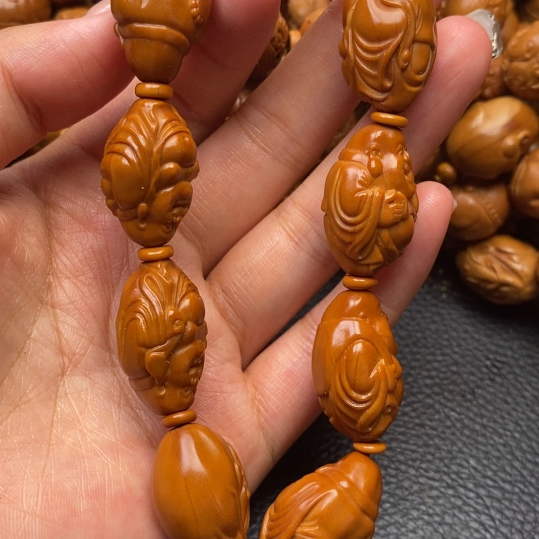 吊坠橄榄核八宝米勒