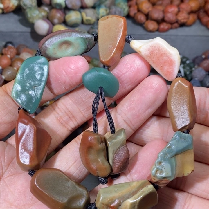 未镶嵌玛瑙/玉髓珠宝奇石