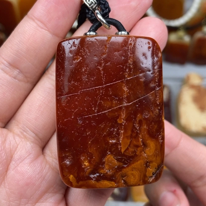 【闪购商品】未镶嵌颈饰琥珀